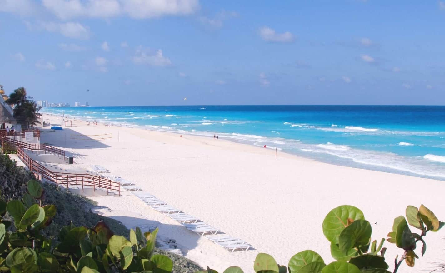 Grand Oasis Resort Cancun beach holiday